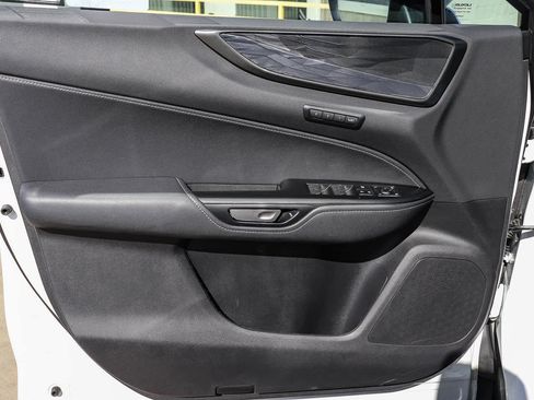 Certified 2025 Lexus NX 250 FWD w/ Premium Package image 22