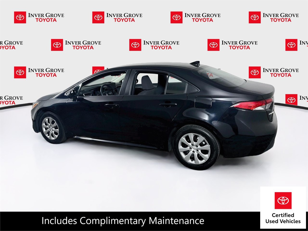 Certified 2025 Toyota Corolla LE FWD image 7
