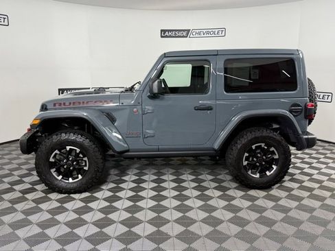 Used 2024 Jeep Wrangler Rubicon image 3