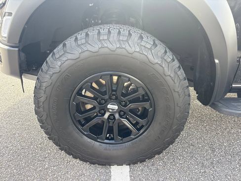 Used 2024 Ford F150 Raptor AWD/4WD image 12