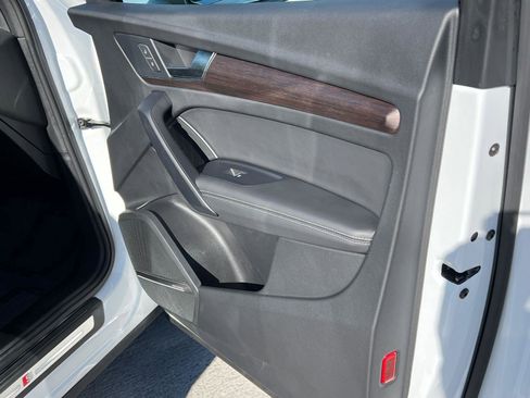 Used 2024 Audi Q5 2.0T Premium Plus w/ Premium Plus Package image 14