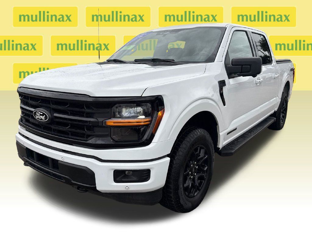 Used 2025 Ford F150 XLT w/ Equipment Group 302A MID AWD/4WD image 10