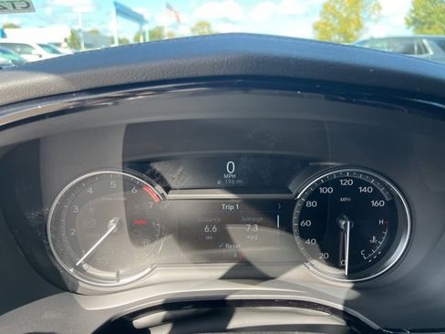 New 2025 Cadillac XT6 Luxury image 22