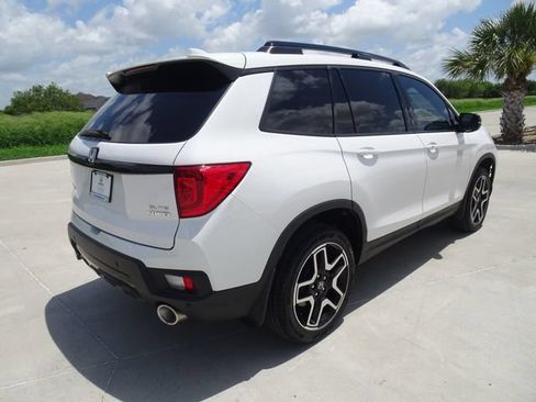 Certified 2023 Honda Passport Elite image 4