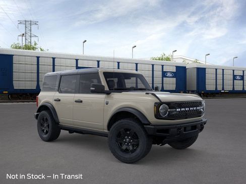 New 2025 Ford Bronco Big Bend w/ Black Diamond Package image 7