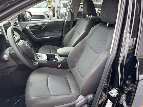 Used 2025 Toyota RAV4 LE image 36