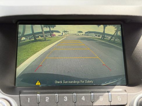 Used 2015 GMC Terrain SLE image 12