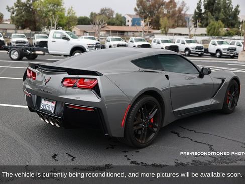 Used 2016 Chevrolet Corvette Stingray Coupe w/ 2LT Preferred Equipment Group image 6
