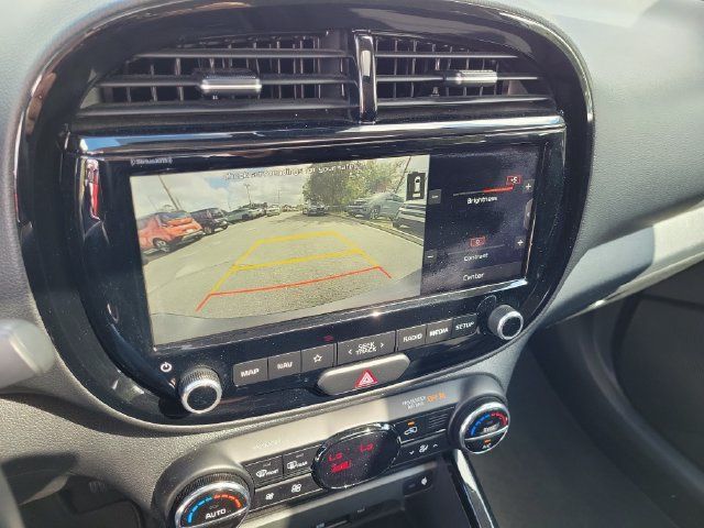 Used 2021 Kia Soul EX FWD image 32