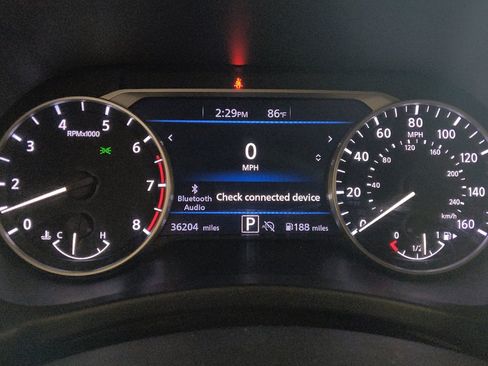 Used 2024 Nissan Sentra SV FWD image 23