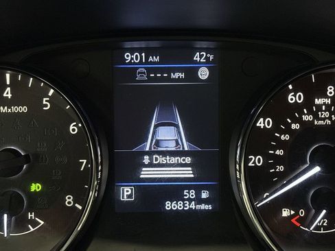 Used 2019 Nissan Rogue SV image 56