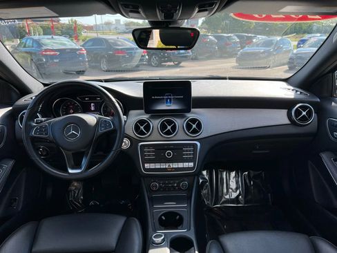 Used 2020 Mercedes-Benz GLA 250 GLA 250 4MATIC Sport Utility 4 w/ Premium Package image 9