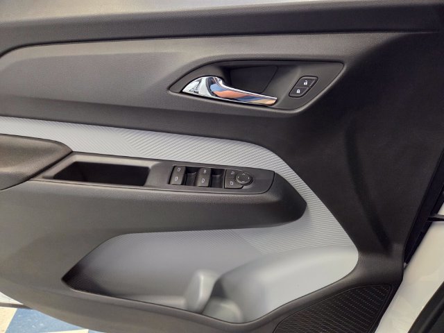 New 2027 Chevrolet Bolt LT w/ Comfort Package FWD image 26