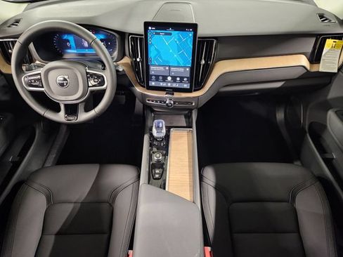 New 2026 Volvo XC60 B5 Plus w/ Climate Package AWD/4WD image 5
