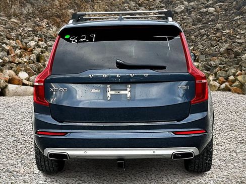 Used 2021 Volvo XC90 T5 Momentum w/ Protection Package Premier image 3