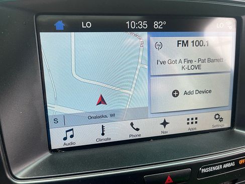 Used 2017 Ford Explorer XLT w/ Equipment Group 202A AWD/4WD image 34