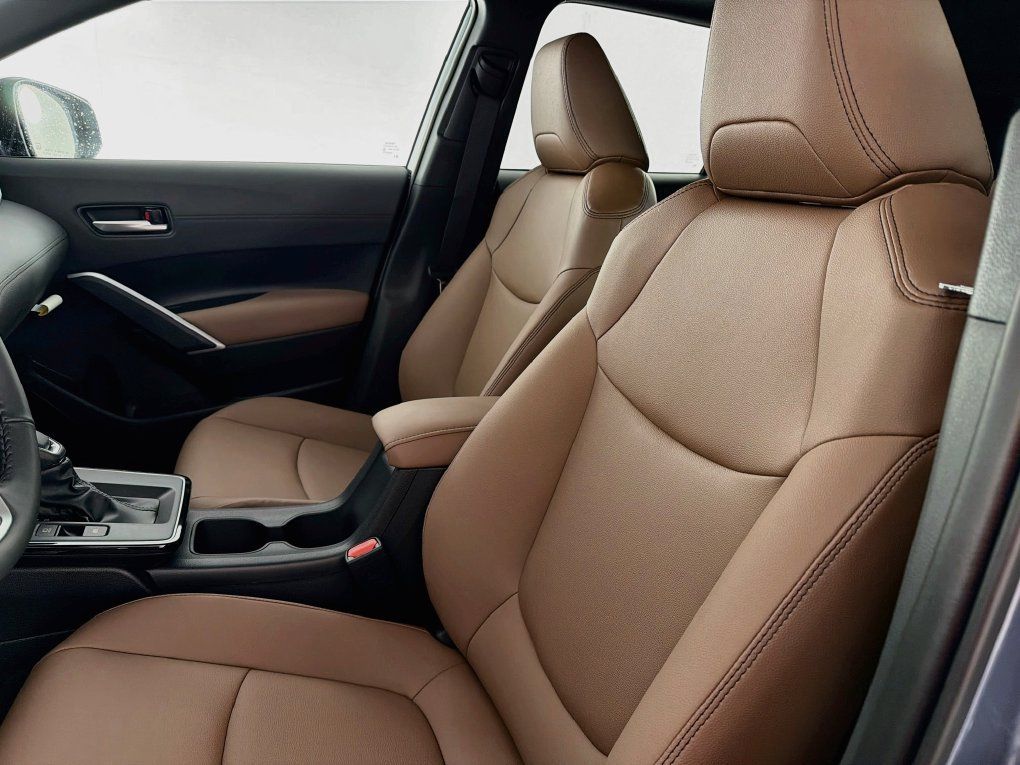 New 2026 Toyota Corolla Cross XLE FWD image 32