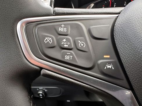 Used 2023 Chevrolet Equinox LT FWD image 16