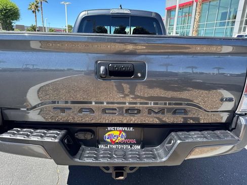 Certified 2023 Toyota Tacoma TRD Off-Road w/ Black Out Package (TMS) AWD/4WD image 7