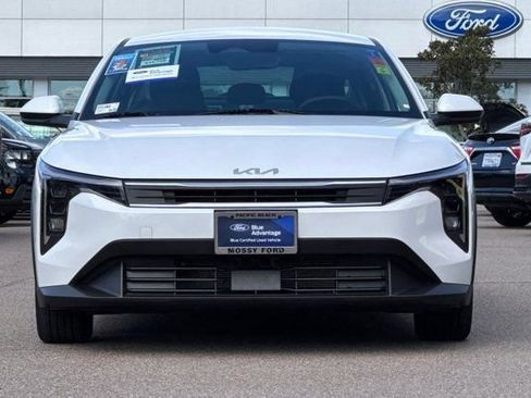 Used 2025 Kia K4 LXS image 10