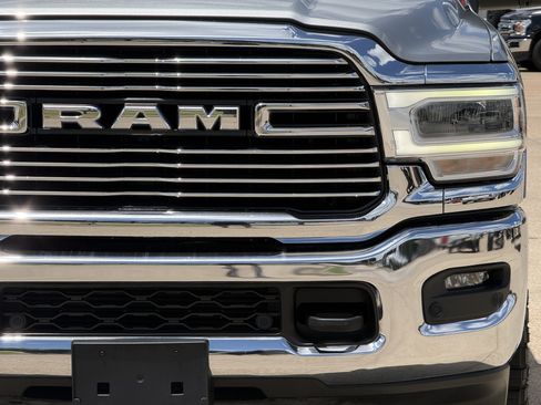 Used 2024 RAM 2500 Laramie w/ Off Road Package AWD/4WD image 15