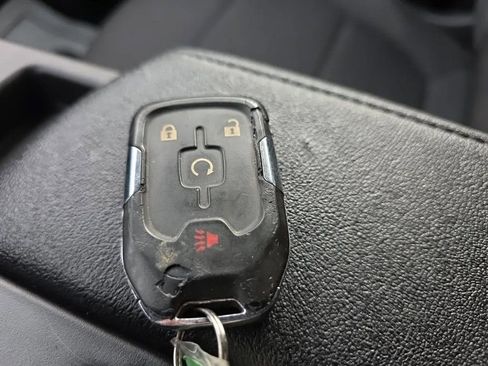 Used 2022 Chevrolet Silverado 2500 LT w/ Convenience Package image 33