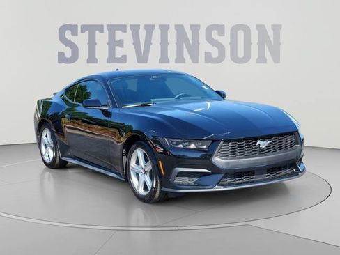 Used 2026 Ford Mustang Coupe RWD image 7