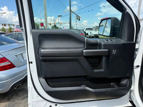 Used 2019 Ford F150 XLT w/ Equipment Group 302A Luxury AWD/4WD image 10