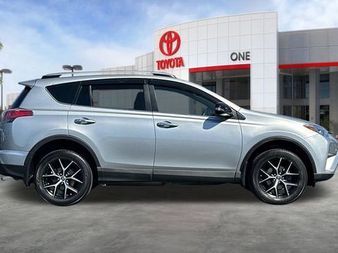 Used 2018 Toyota RAV4 SE w/ Power Extra Value Package FWD image 3
