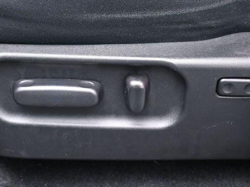 Certified 2020 Toyota Tacoma TRD Off-Road image 10