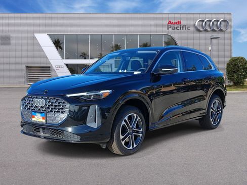 New 2026 Audi Q5 Premium Plus AWD/4WD image 1