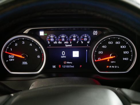 Used 2019 Chevrolet Silverado 1500 LTZ w/ LTZ Plus Package AWD/4WD image 21