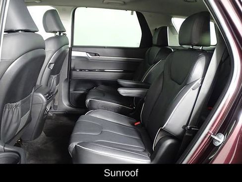 Used 2024 Hyundai Palisade SEL w/ Premium Package image 14