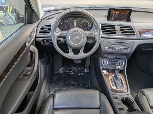 Used 2015 Audi Q3 2.0T Prestige w/ Prestige Package image 12