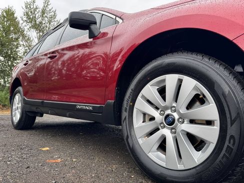 Used 2017 Subaru Outback 2.5i AWD/4WD image 45
