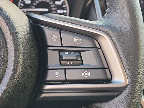 Used 2025 Subaru Outback Premium image 21