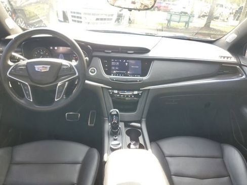 Certified 2023 Cadillac XT5 Sportv w/ Technology Package AWD/4WD image 14