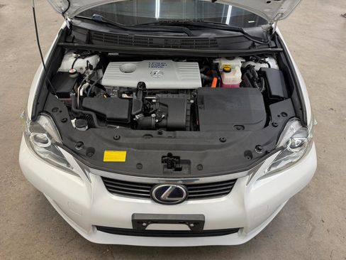 Used 2013 Lexus CT 200h FWD image 13