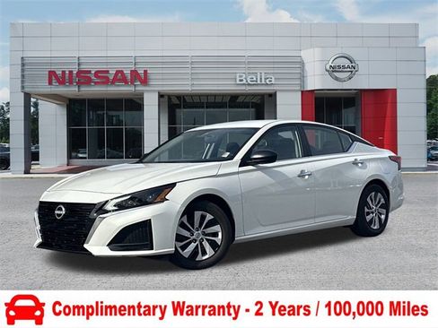 Certified 2025 Nissan Altima 2.5 S image 1