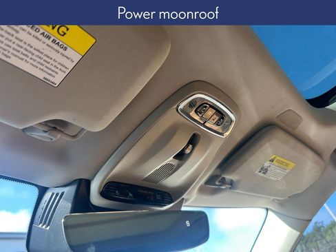 Used 2016 Volvo XC90 T6 Inscription w/ Vision Package image 11