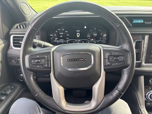 Used 2022 GMC Yukon Denali AWD/4WD image 33