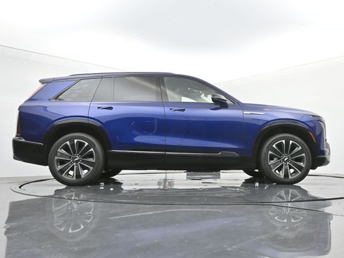 New 2026 Cadillac Vistiq Sport w/ LPO, Premium Carpet Package image 20