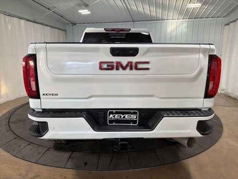 Used 2022 GMC Sierra 3500 AT4 w/ AT4 Preferred Package image 7