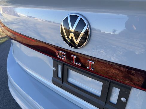 New 2026 Volkswagen Jetta GLI Autobahn image 7