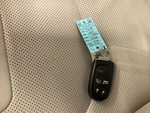 Used 2019 Jeep Cherokee Limited w/ Trailer Tow Group image 30