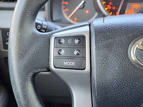 Used 2013 Toyota 4Runner SR5 RWD image 19