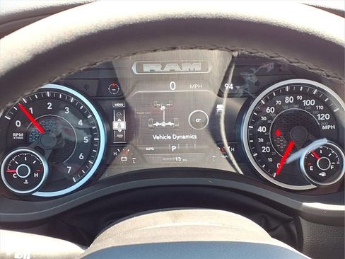 New 2026 RAM 1500 4x4 Crew Cab image 30