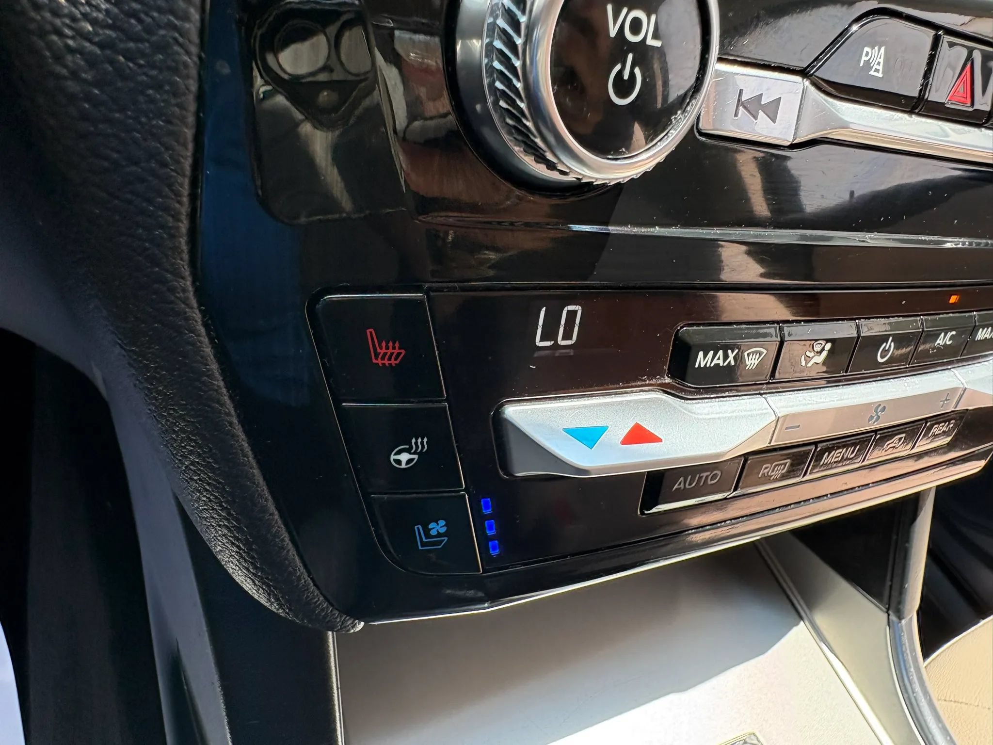 Used 2021 Ford Explorer Limited w/ Equipment Group 301A RWD image 54
