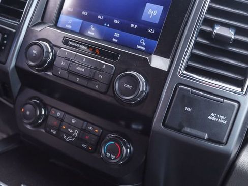 Used 2022 Ford F250 XLT w/ XLT Premium Package AWD/4WD image 35