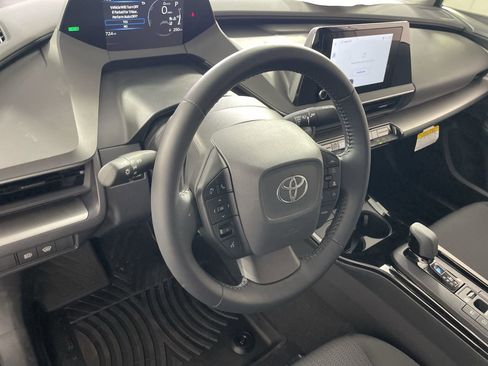 New 2026 Toyota Prius LE FWD image 12